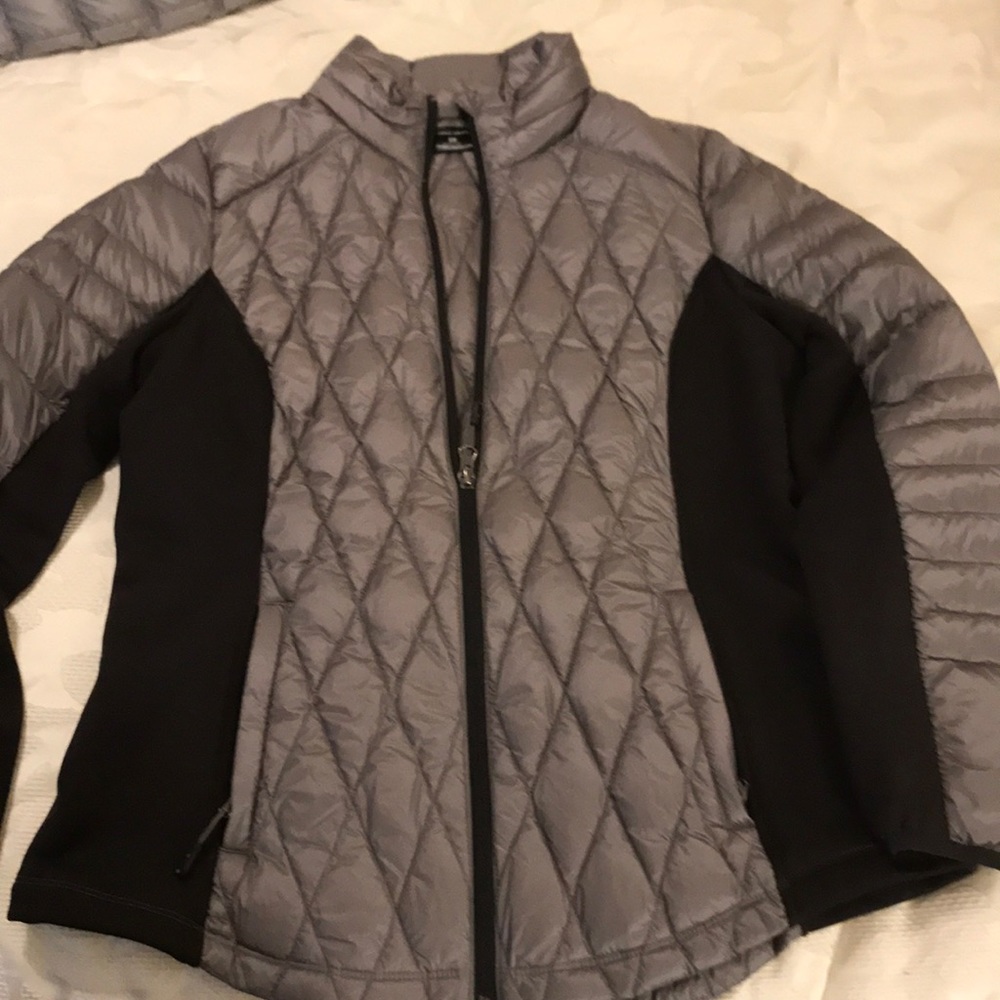 Lightweight Puffer Jacket - image 1